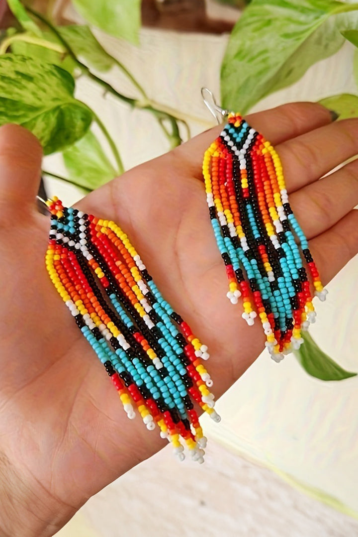 Boucle d'oreille à crochet et pompon en perles de riz occidentales