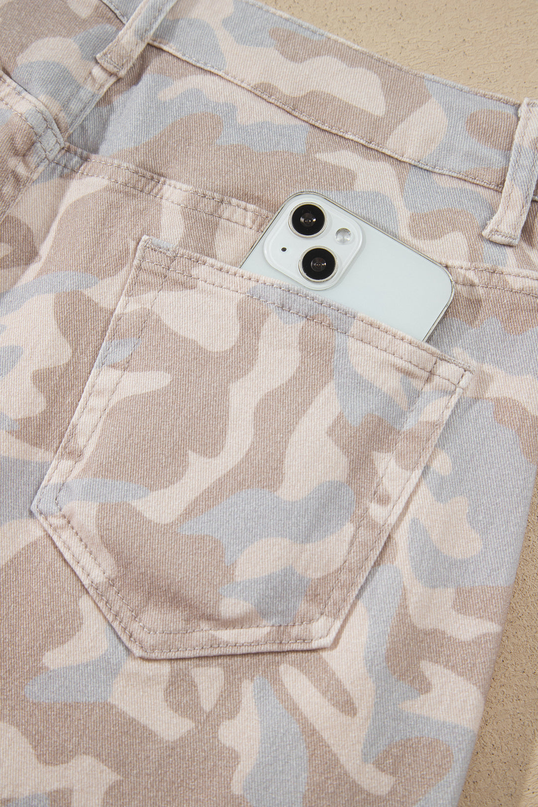 Khaki Camouflage Print Pocket Ankle-Length Barrel Jeans