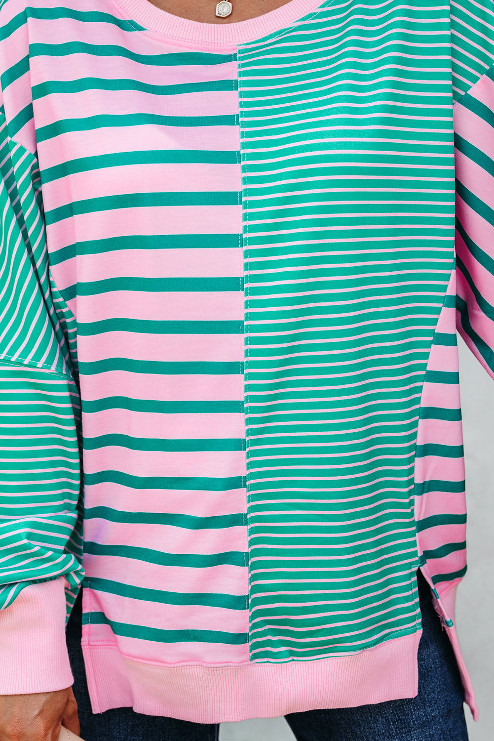Mix Pattern Color Block Patchwork Side Slit Baggy Sweatshirt