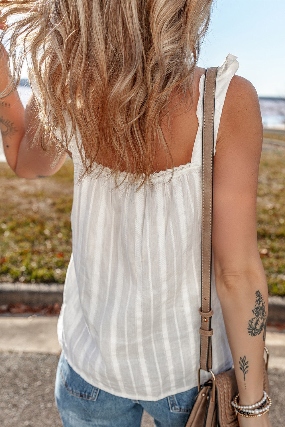 lace crochet ruffled buttoned loose fit tank top