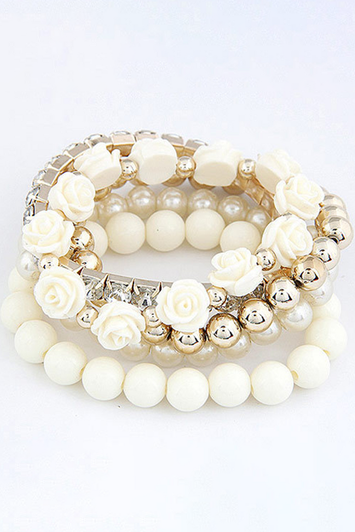 Mehrlagiges Armband-Set mit Blumen-Strassperlen