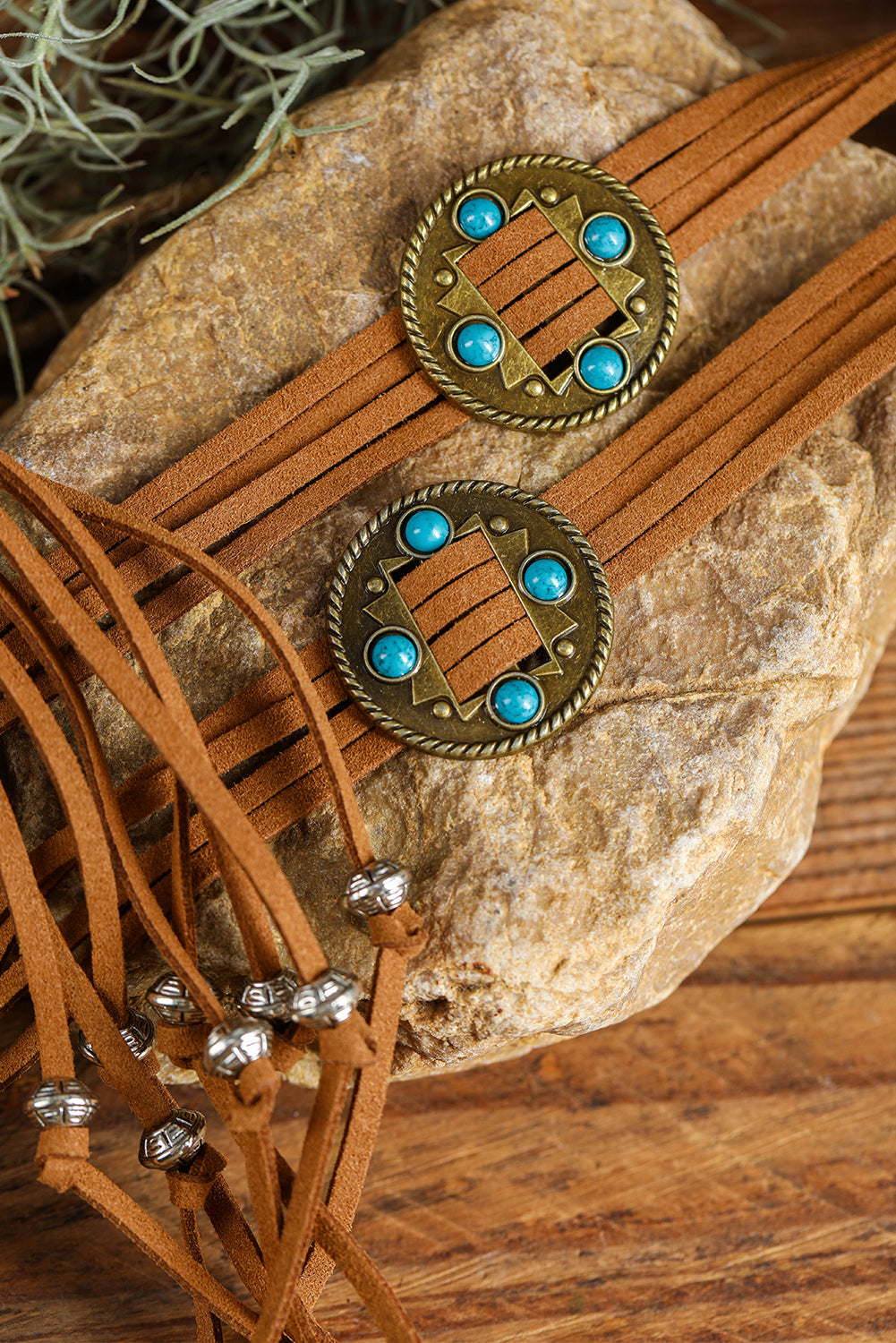 Ceinture à pampilles superposées avec décor turquoise occidental