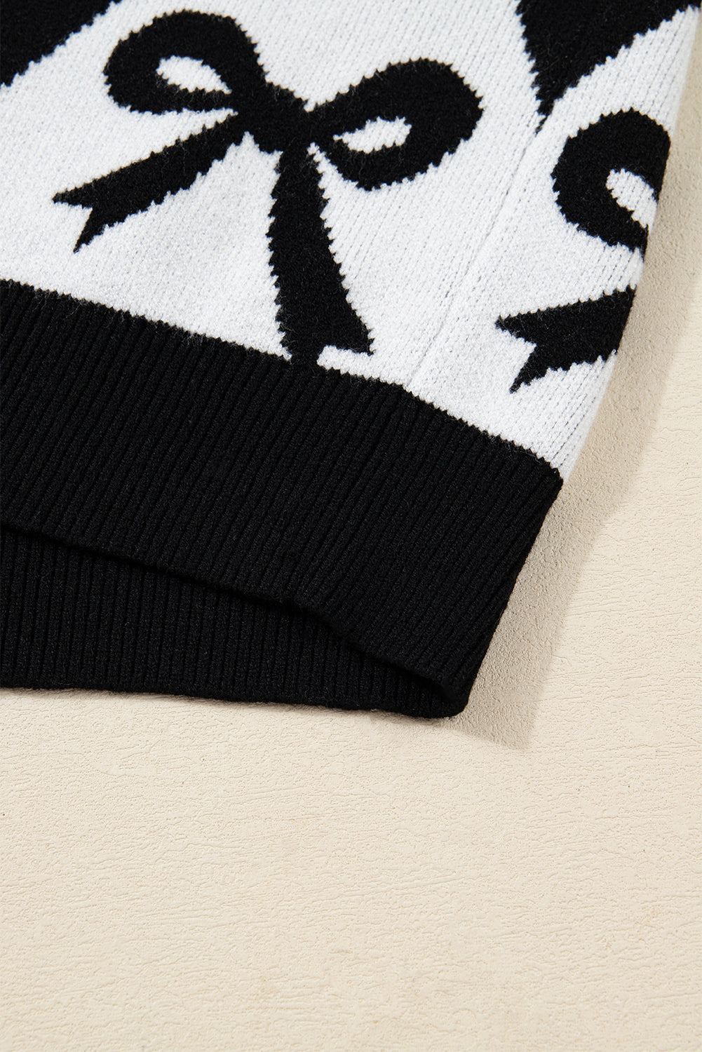 Bow Print 2-tone Rhombus Knit Loose Sweater