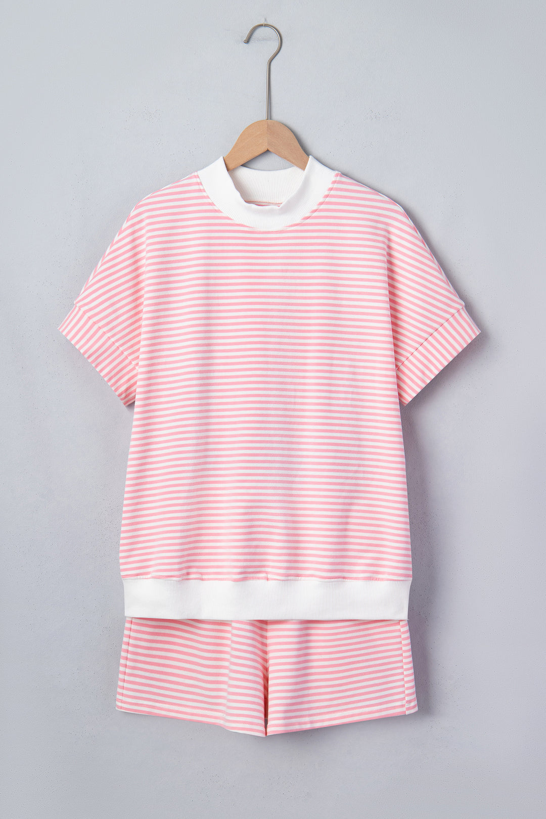 Pink Stripe Cuffed Sleeve Contrast Mock Neck Tee Casual 2pcs Short Set