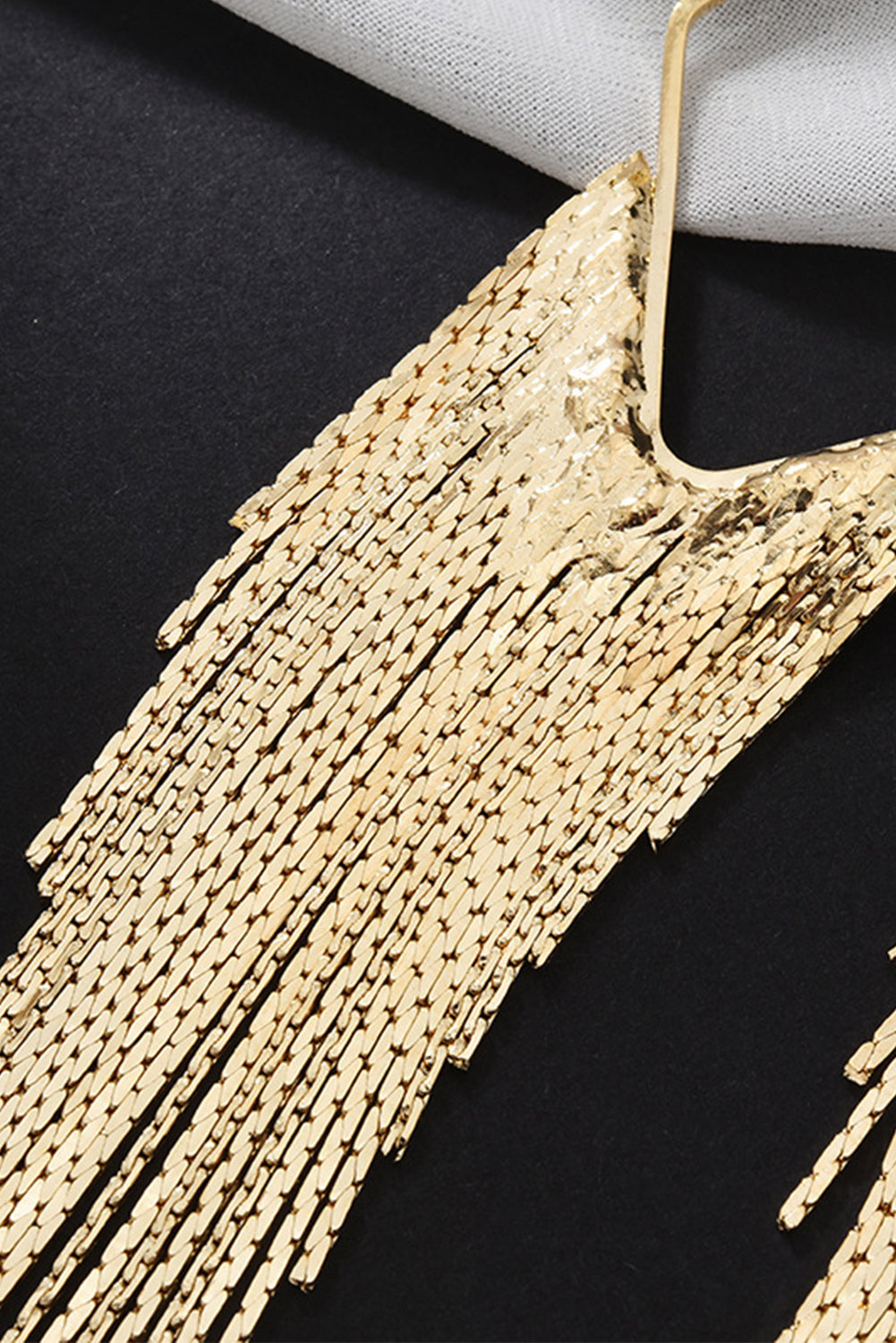 Boucles d'oreilles pendantes à longue chaîne et pompon