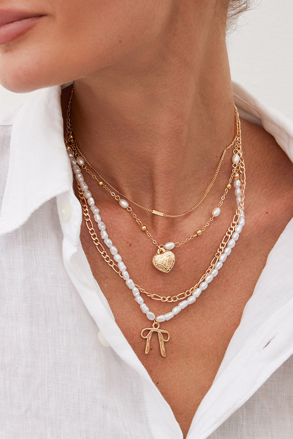 Bow Heart Pendant Pearl Chaining Plated Necklace