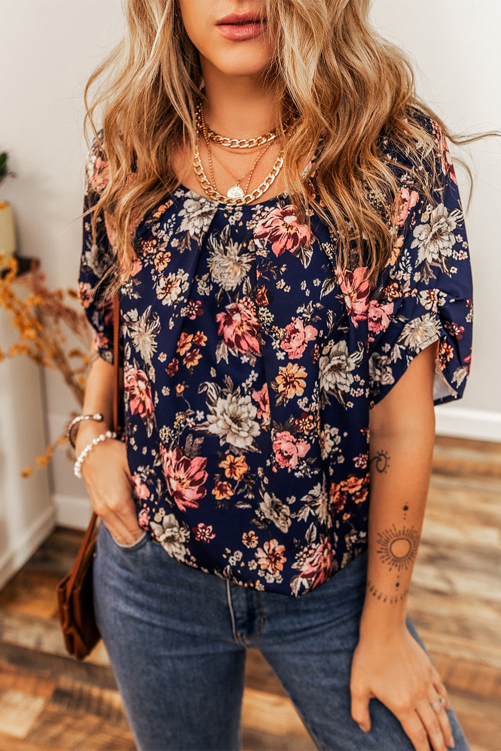 floral short sleeve scoop neck casual blouse
