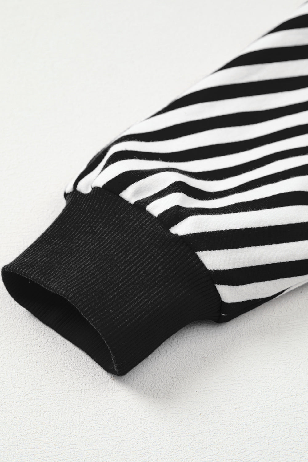Exposed Seam Drop Shoulder Casual Pullover Top