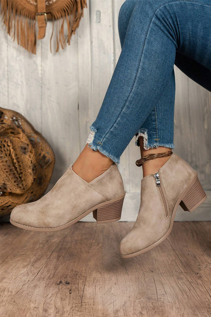Tulip Opening Suede Ankle Boots