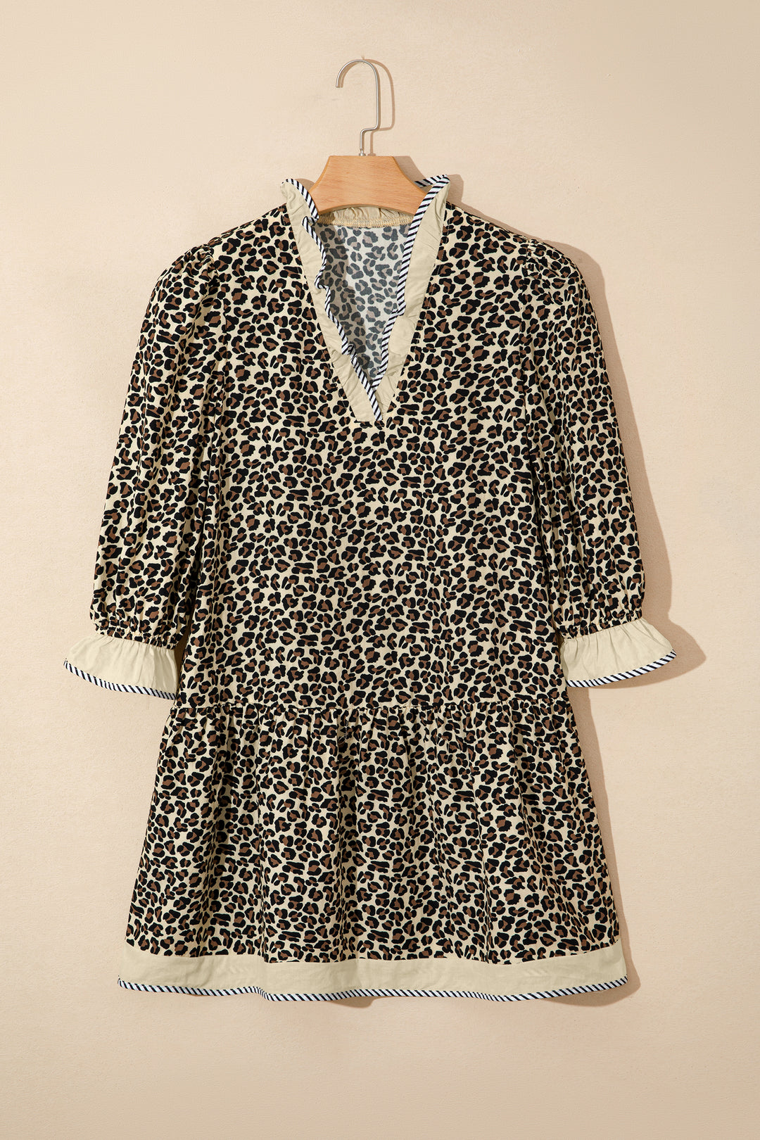 Black Leopard Print V Neck Bracelet Sleeve Mini Dress