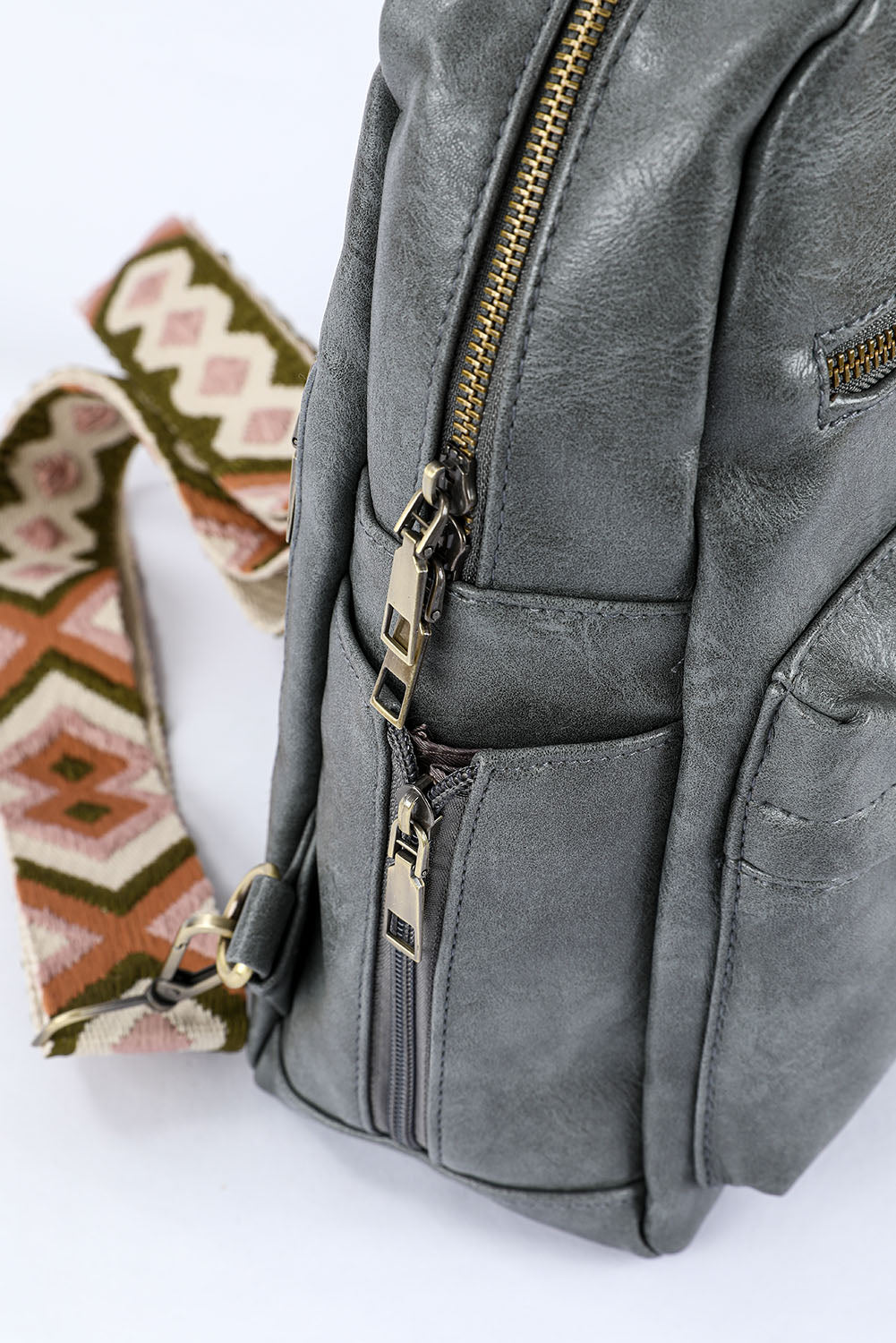 Rucksack aus Kunstleder mit Doppelreißverschluss