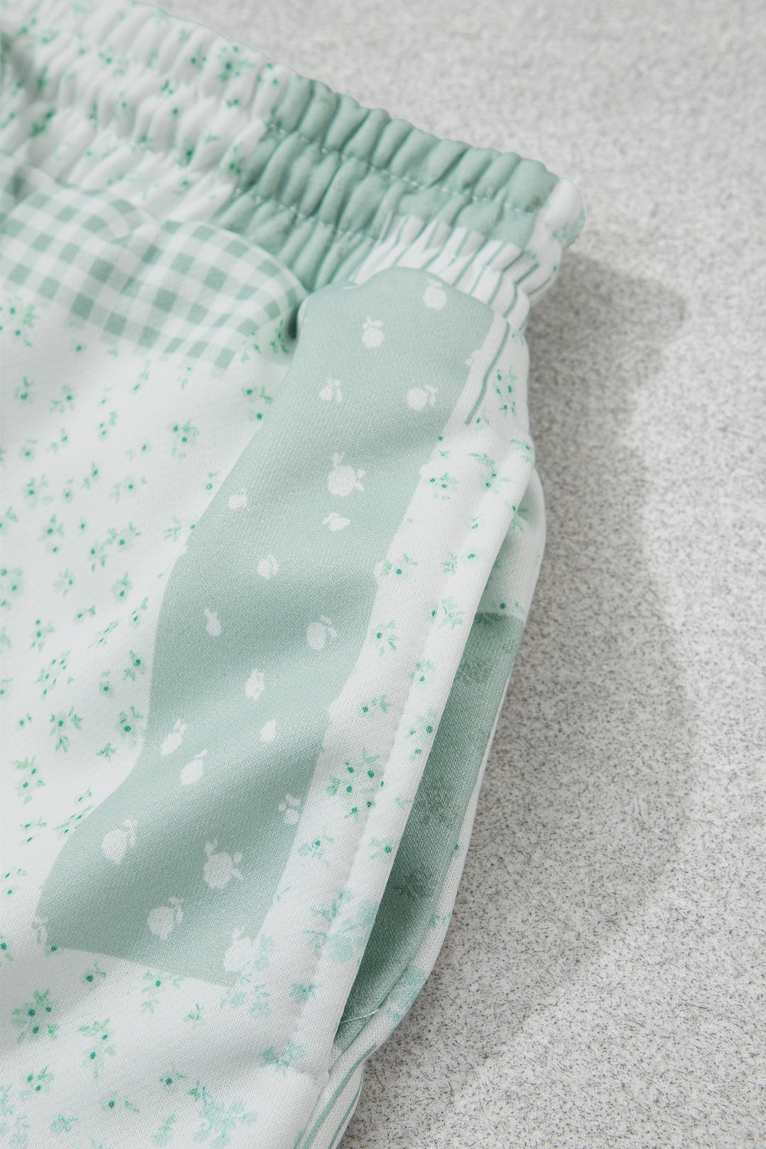 Green Patchwork Floral Print Drop Shoulder Baggy Pullover Drawstring Shorts Set