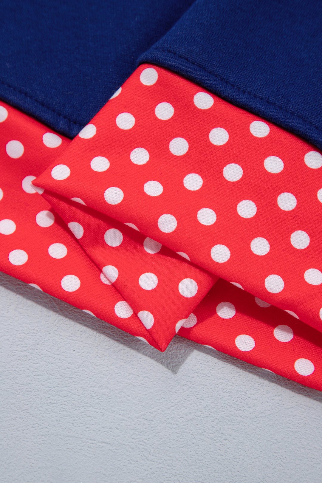 Dirty blue Polka Dot Letter Print Contrast Trim Mock Neck Sweatshirt