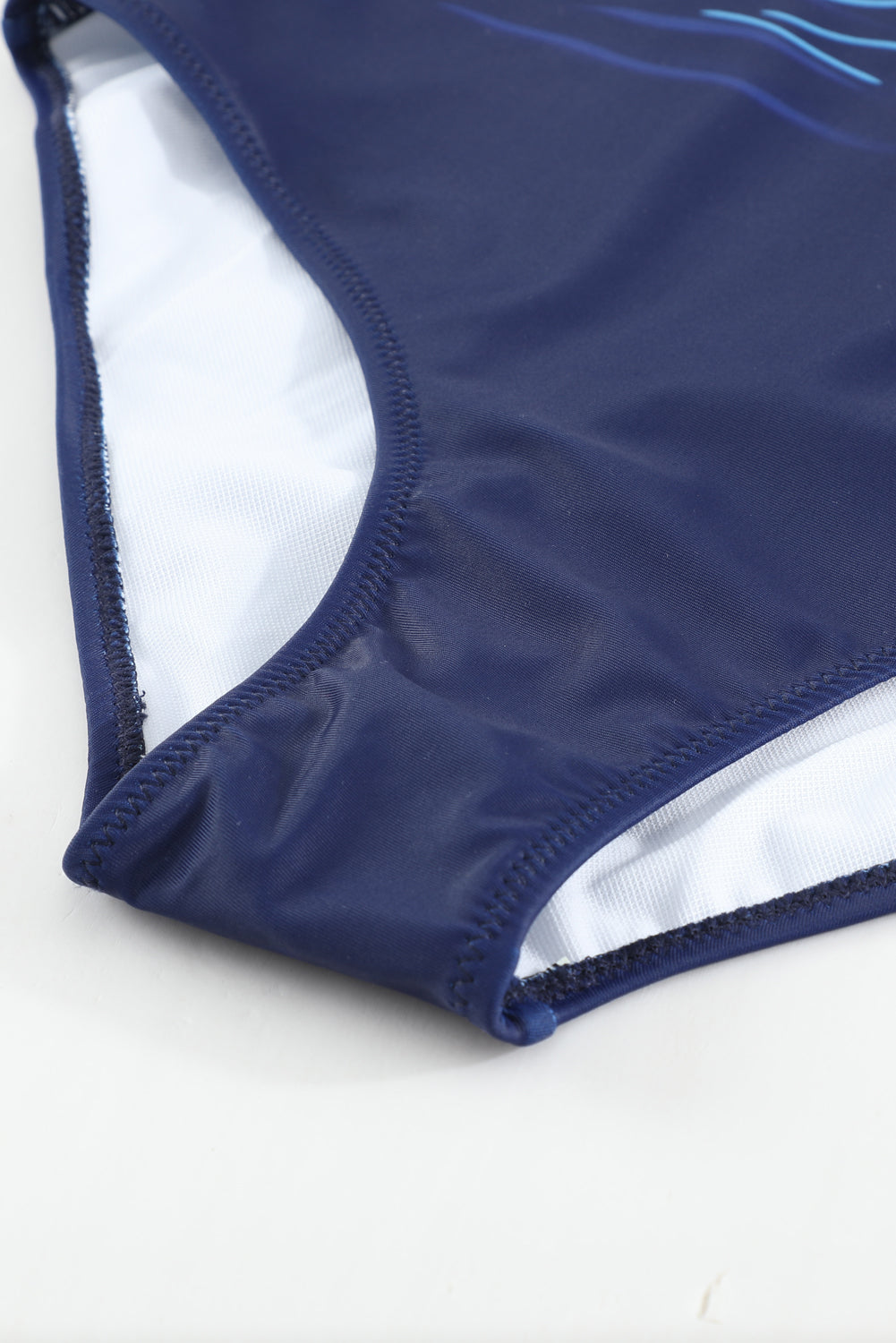 gradient criss cross back one piece swimsuit