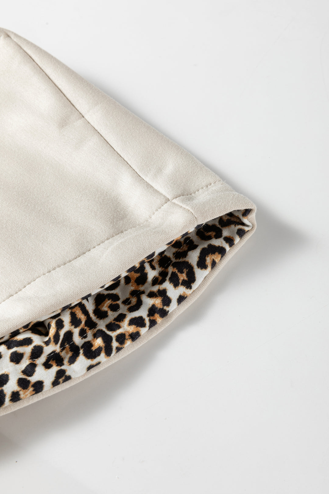 Jet Stream Elastic Cuffs Leopard Contrast Drawstring Hoodie