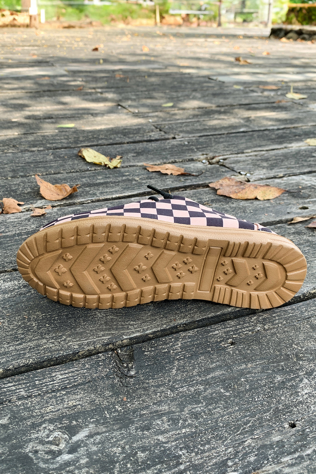 Checkered Print PU Leather Lace Up Detail Flat Shoes
