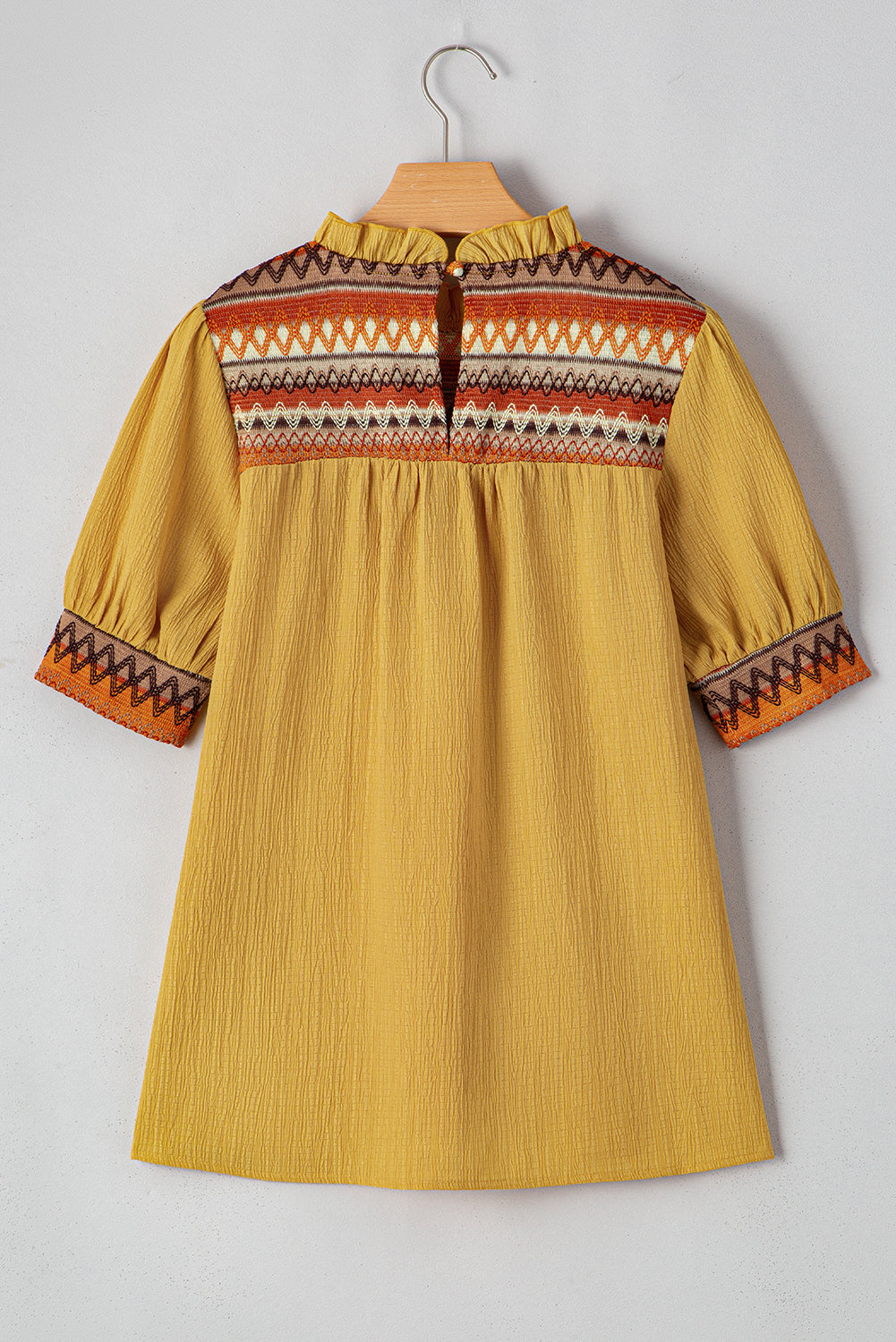 Geometric Short Puff Sleeve Frilled Collar Blouse