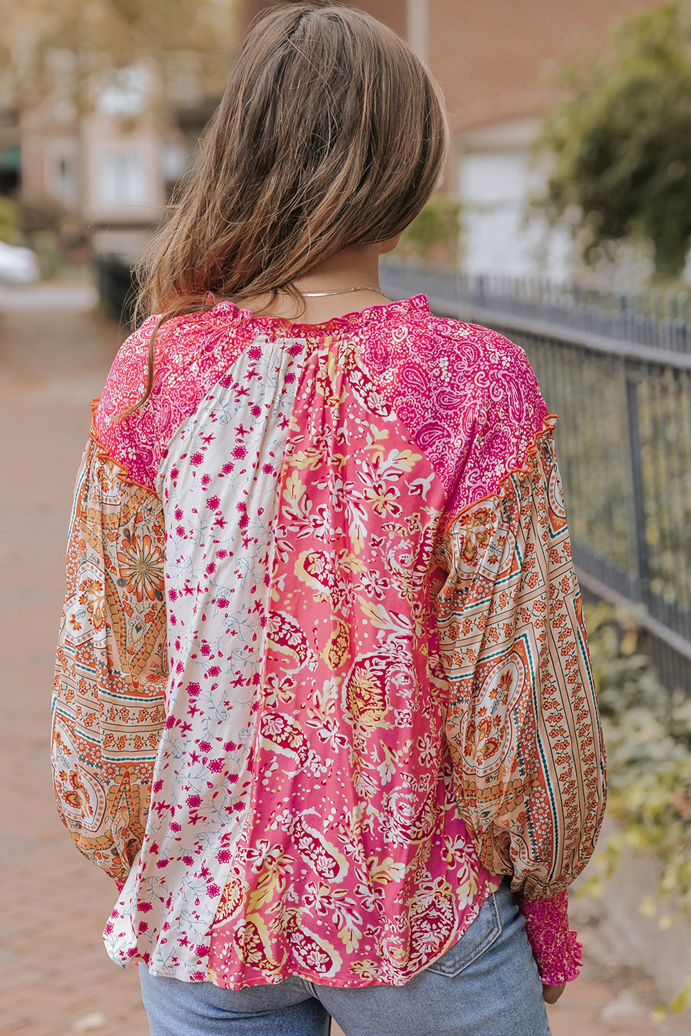 Mixed Floral Printed Puff Sleeve V-Neck Shirt