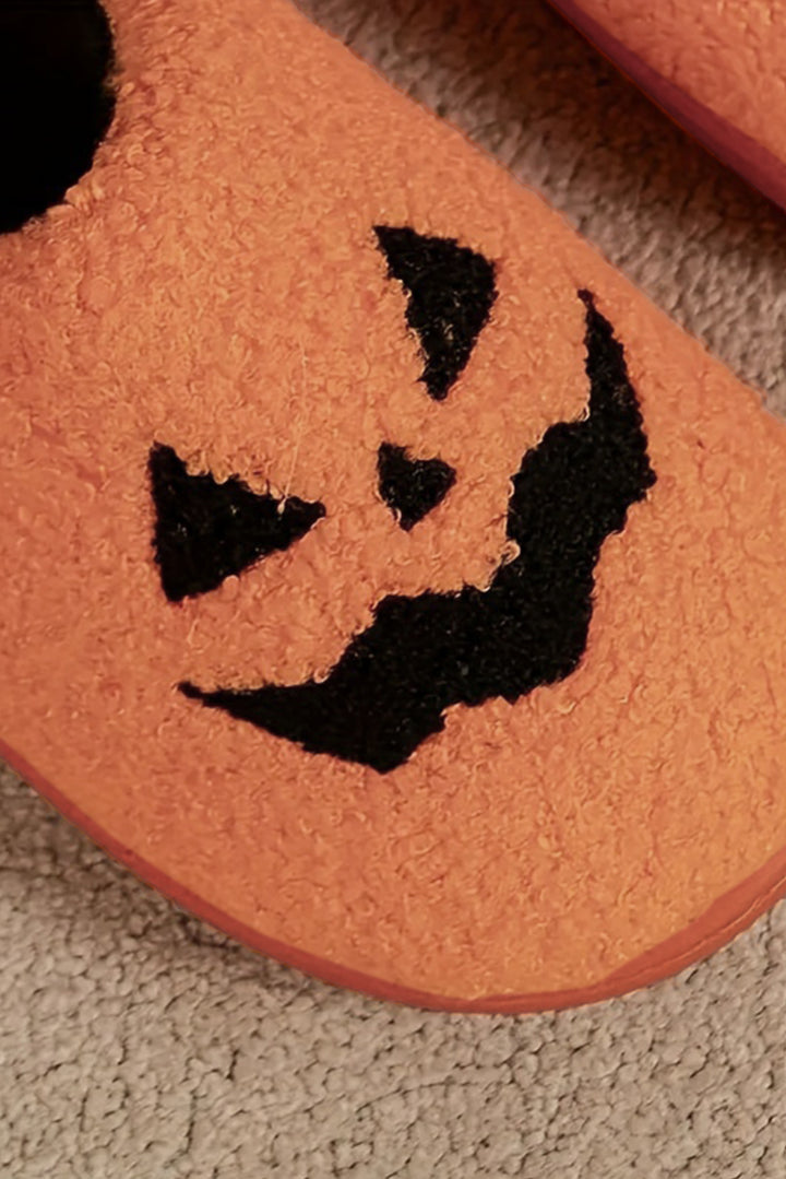 Plüsch-Hausschuhe mit Halloween-Kürbisgesichts-Grafik