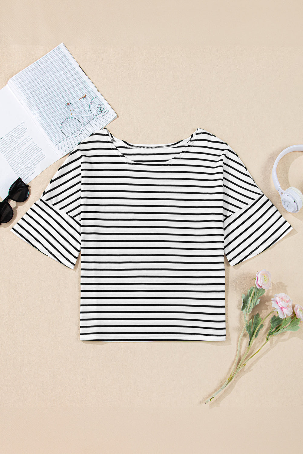 half sleeve scoop neck loose top