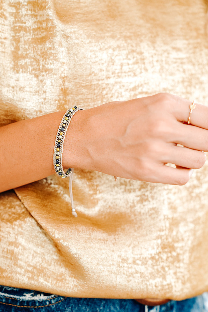 Bracelet réglable en perles de cristal avec cordon de serrage