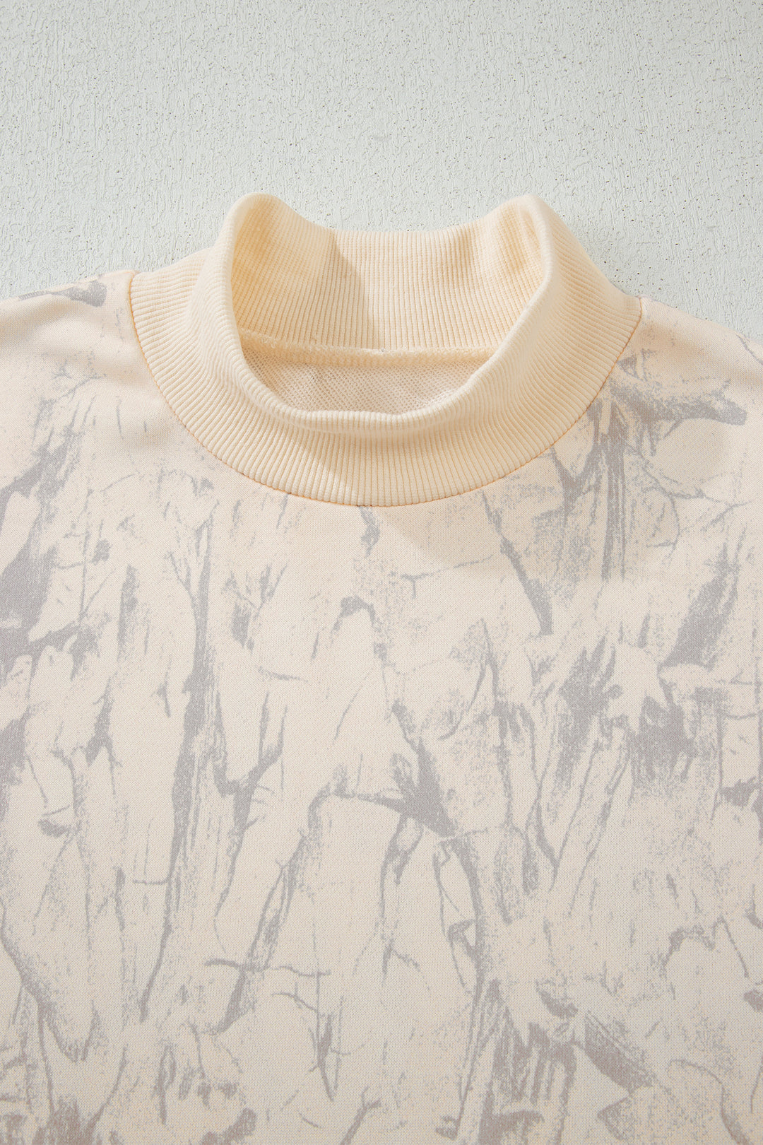 Camo Mock Neck Baggy Sweatshirt