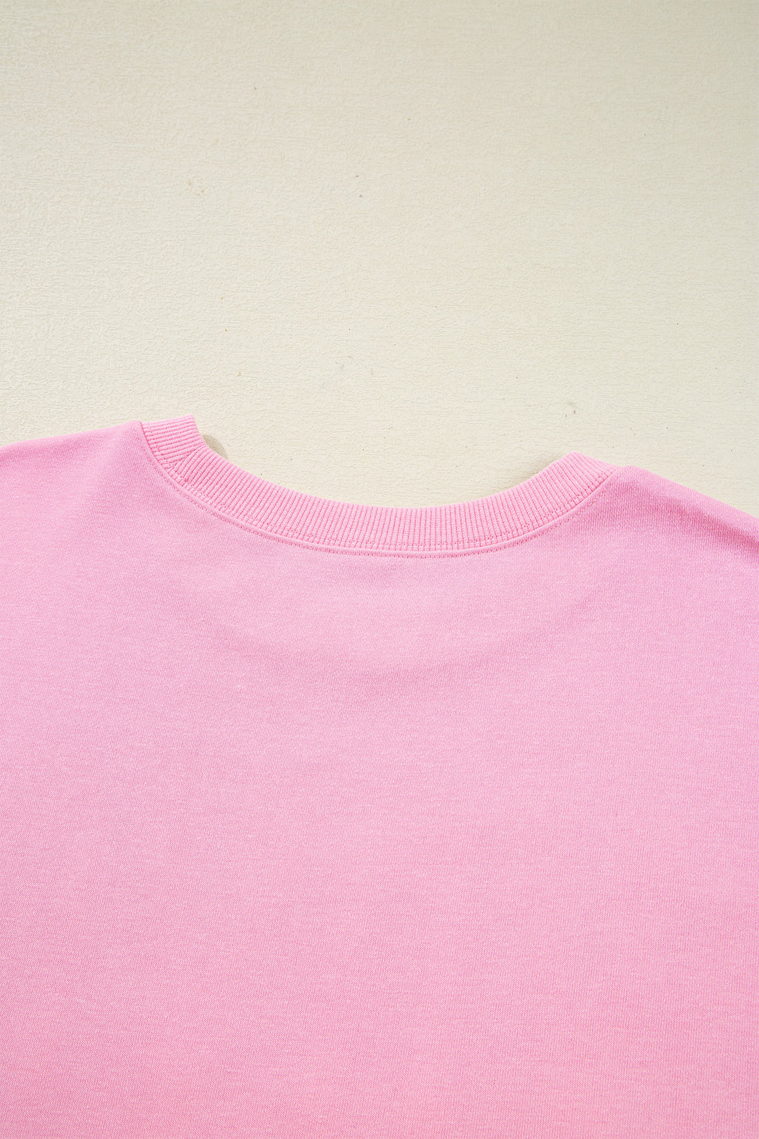 Bow Sequin XOXO Letter Graphic Exposed Seam Baggy Sweatshirt