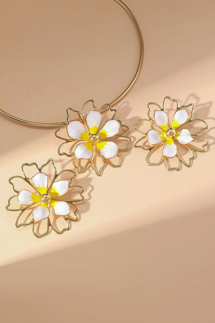Hollow Out Flower Shape Plated Earrings and Choker Set