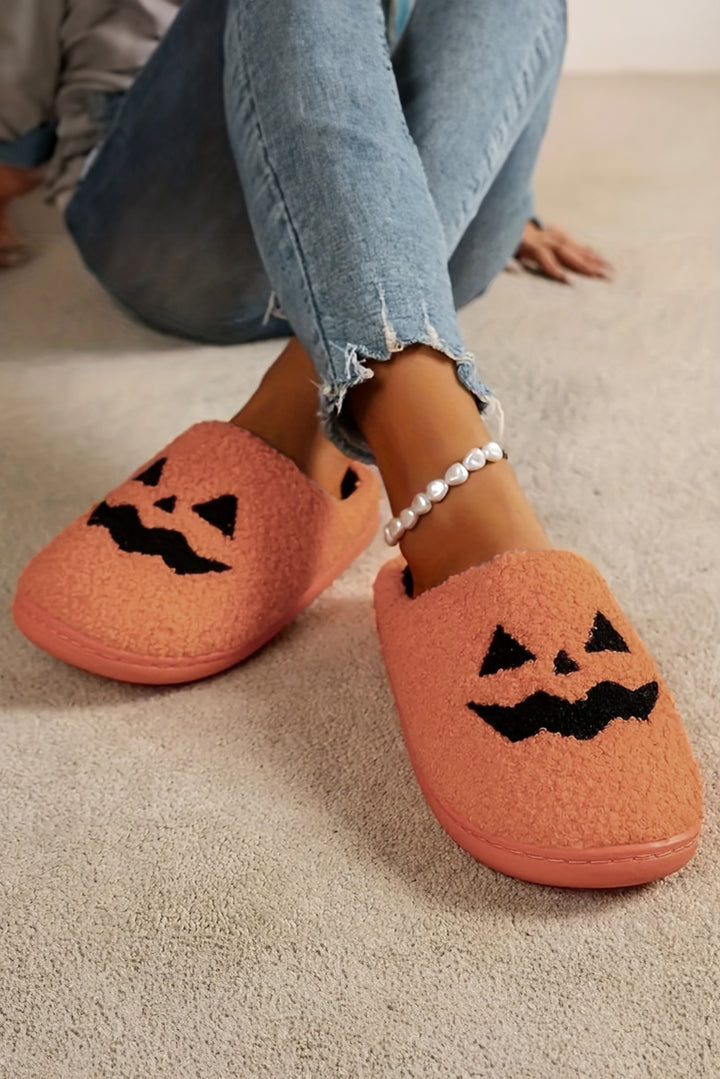 Plüsch-Hausschuhe mit Halloween-Kürbisgesichts-Grafik