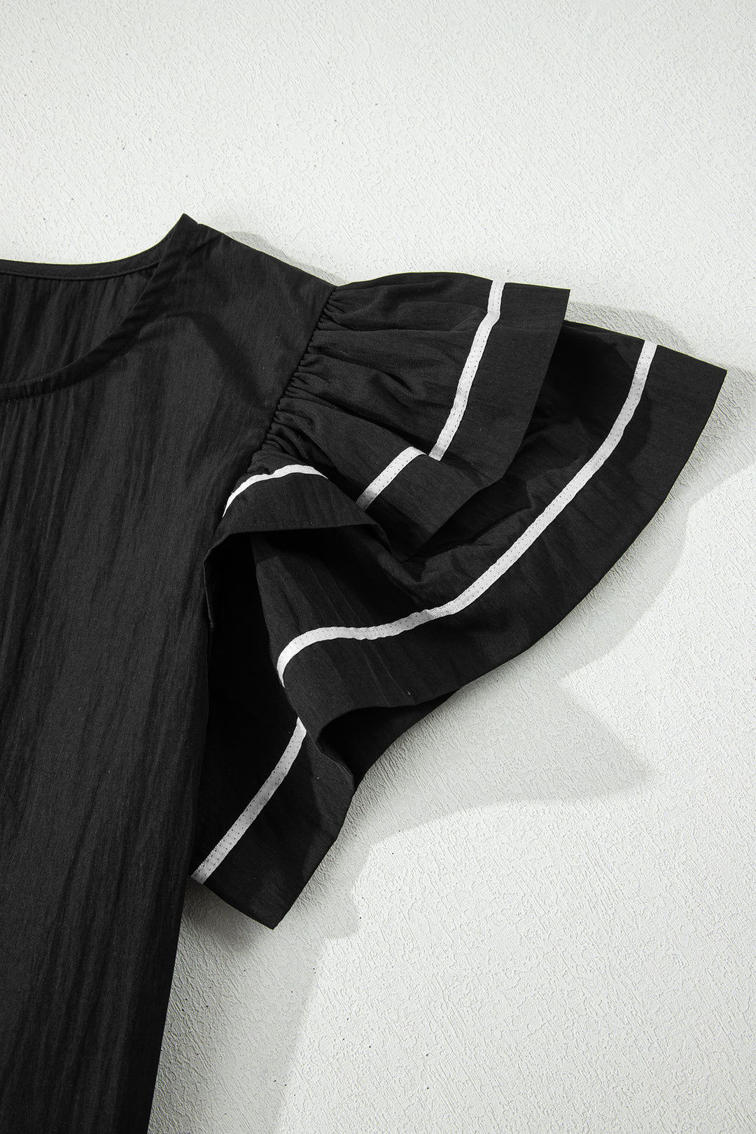 Contrast Trim Dual Ruffle Short Sleeve Textured Blouse