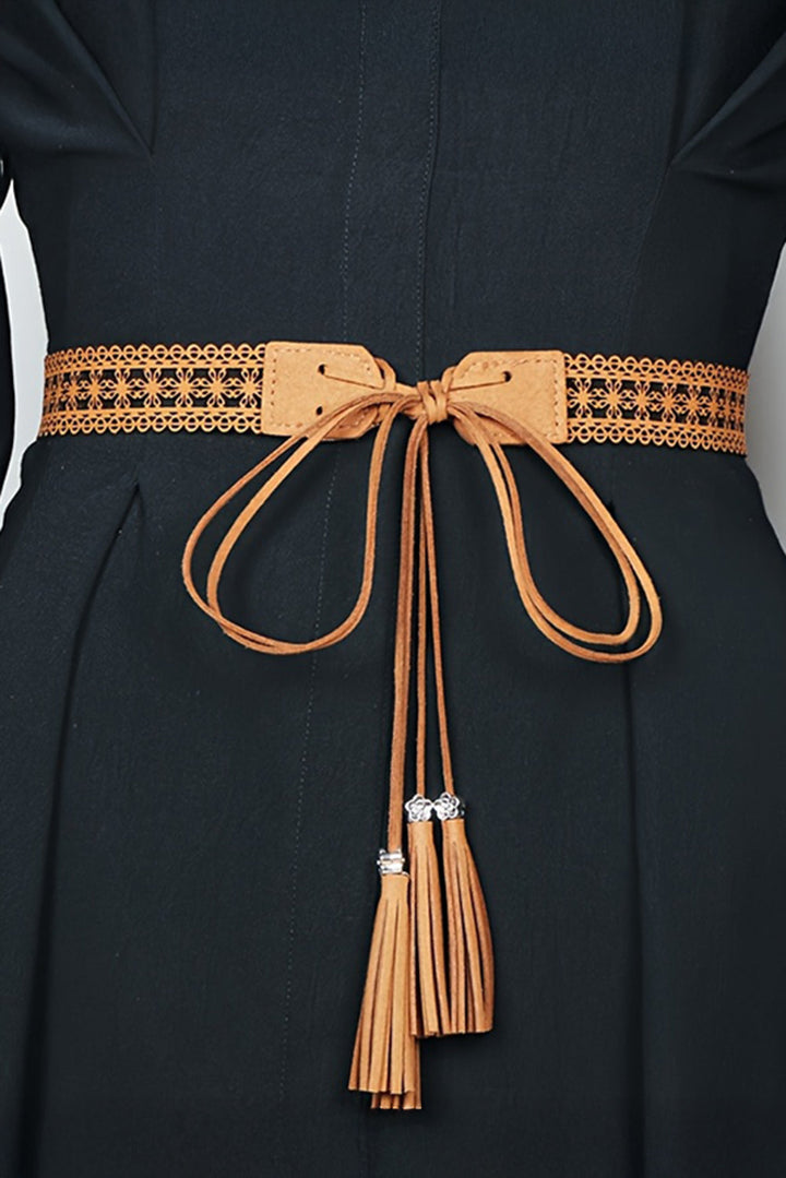 Boho-Taillengürtel zum Selbstbinden mit Quaste und Häkelarbeit 