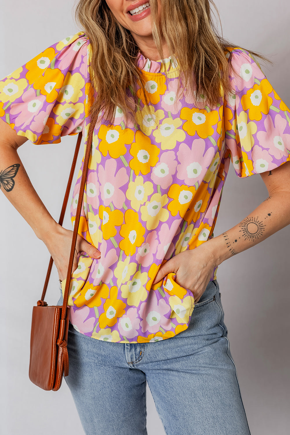 Frilled Neck Puff Short Sleeve Flower Top