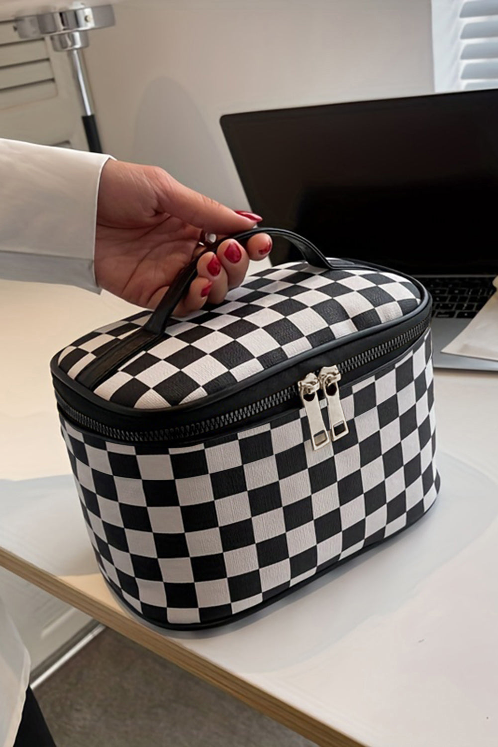 Checkered Zipper Large Cosmetic Bag with Handle