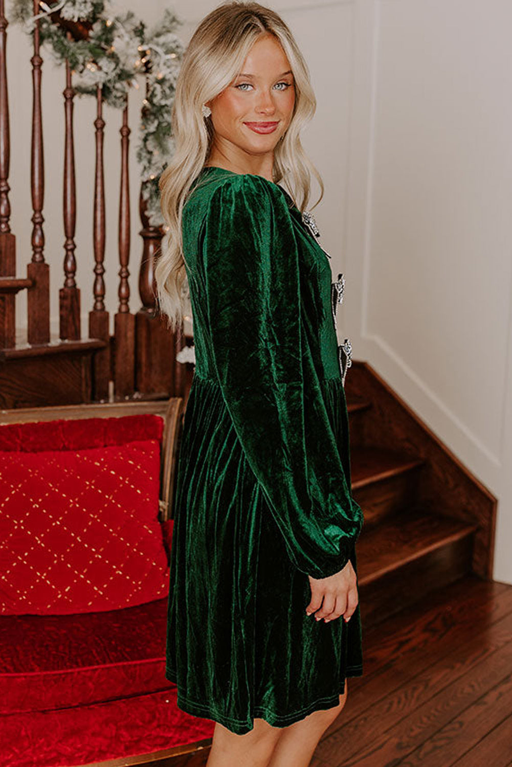 Evergreen Bowknot Decor High Waist Velvet Mini Dress