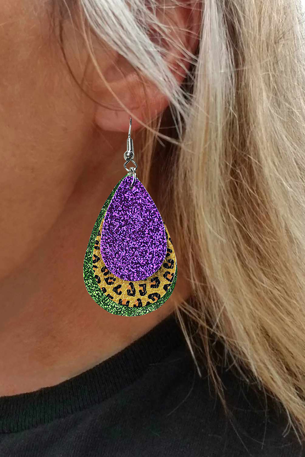 Boucles d'oreilles goutte d'eau Mardi Gras à paillettes et léopard