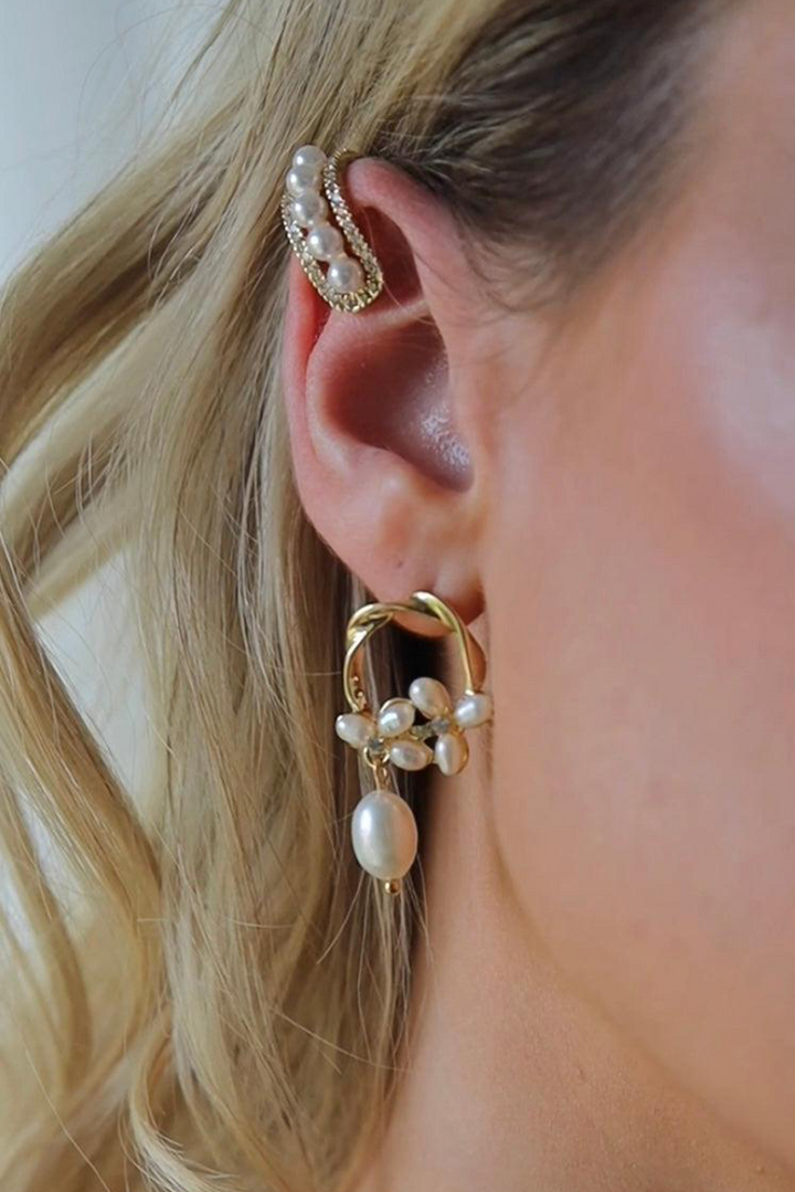 Plated Hoop Pearl Casual Wear Stud Earring