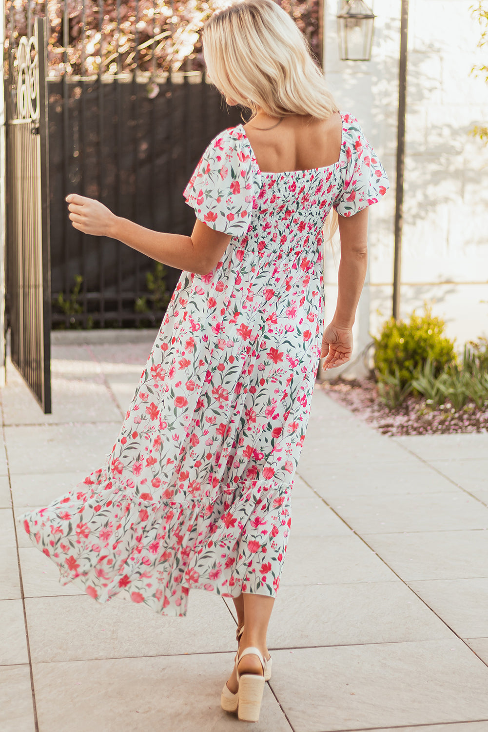 Floral Puff Sleeve Square Neck Empire Waist Tiered Maxi Dress ModeShe Floral Puff Sleeve Square Neck Empire Waist Tiered Maxi Dress ModeShe
