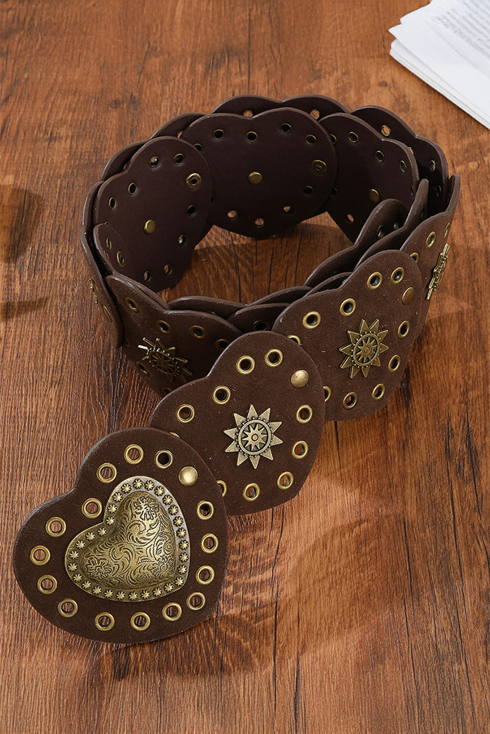 Ceinture bohème vintage en PU avec détails en bronze et cœur connecté