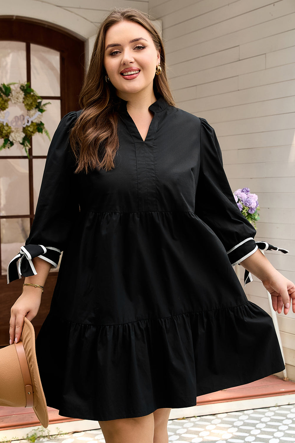 Black Contrast Trim Knot Cuffs Plus Size V Neck Mini Dress