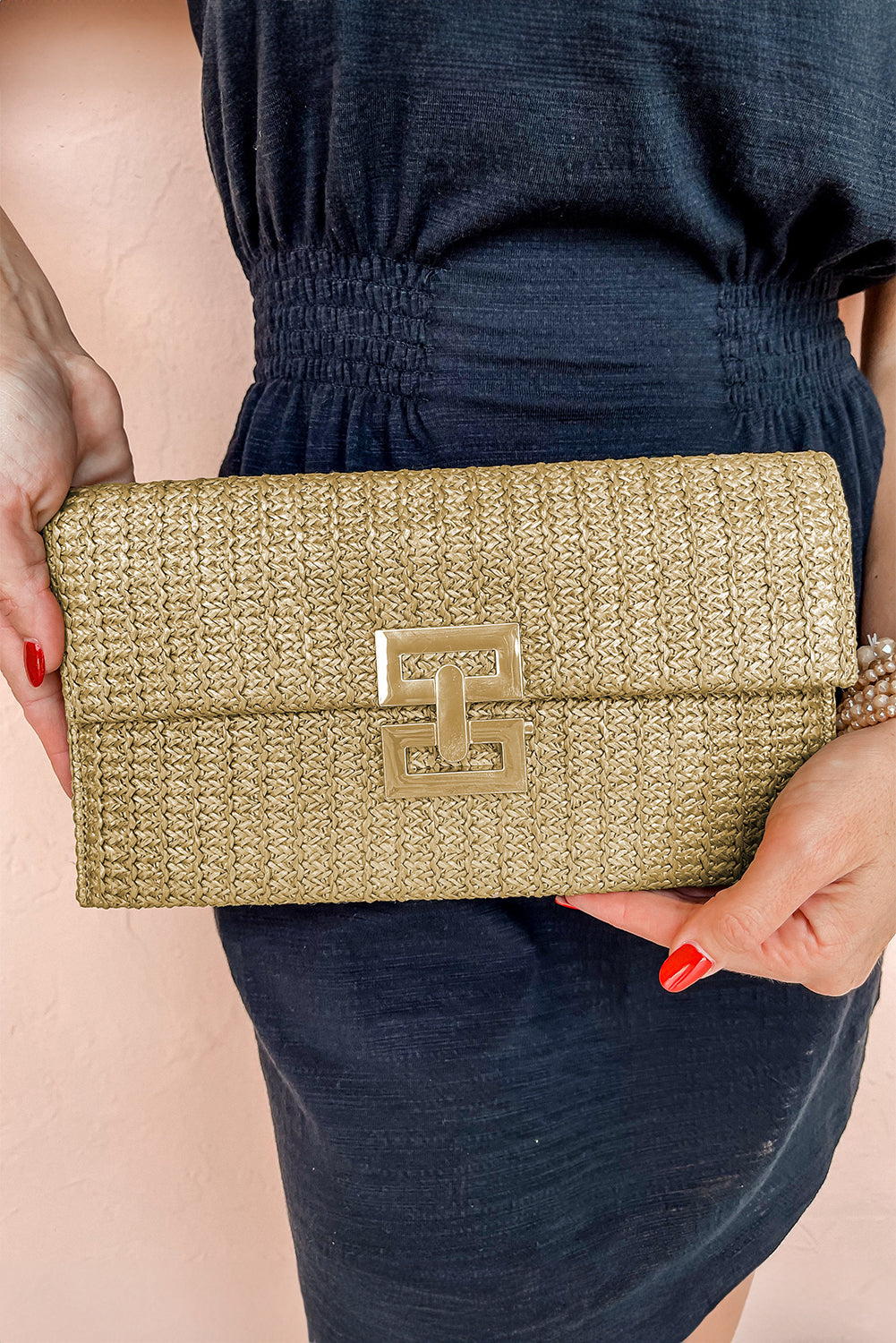 Sac à main à rabat avec fermoir en métal tissé
