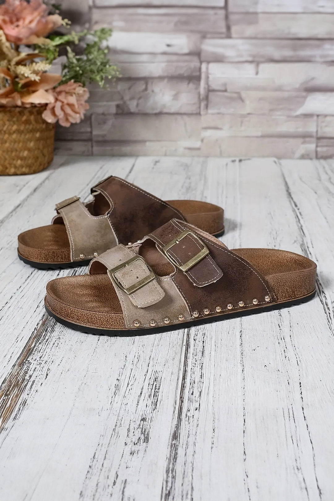 Two-tone Retro Buckle Straps Hollowed Faux Suede Slippers
