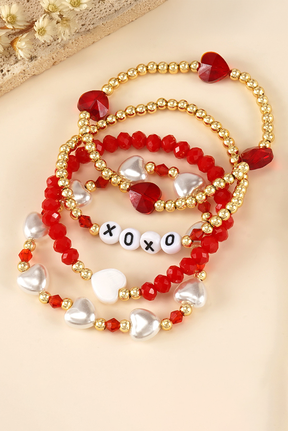 Bracelet superposé en perles cœur XOXO, 4 pièces