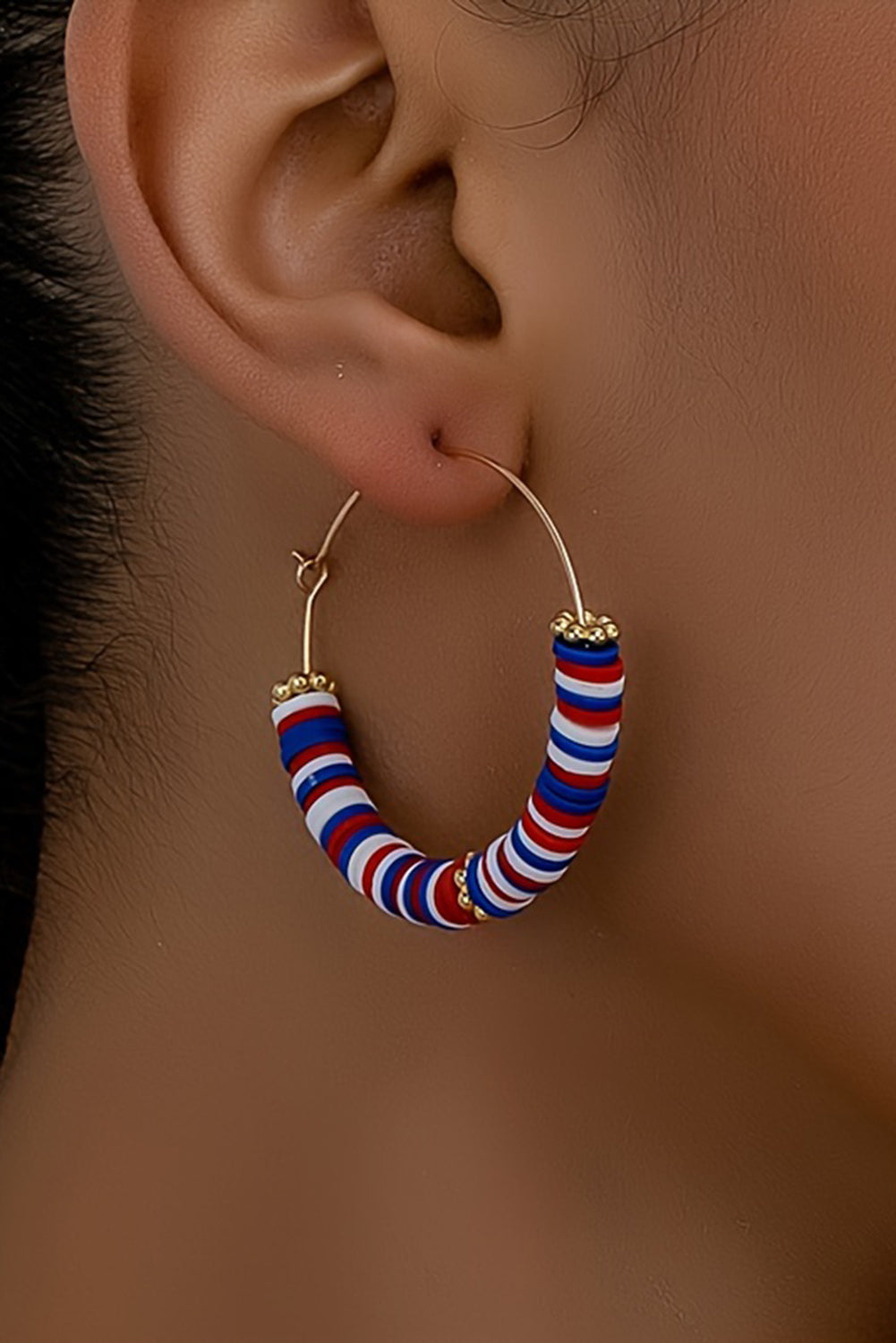 Boucles d'oreilles créoles à perles inspirées du drapeau américain