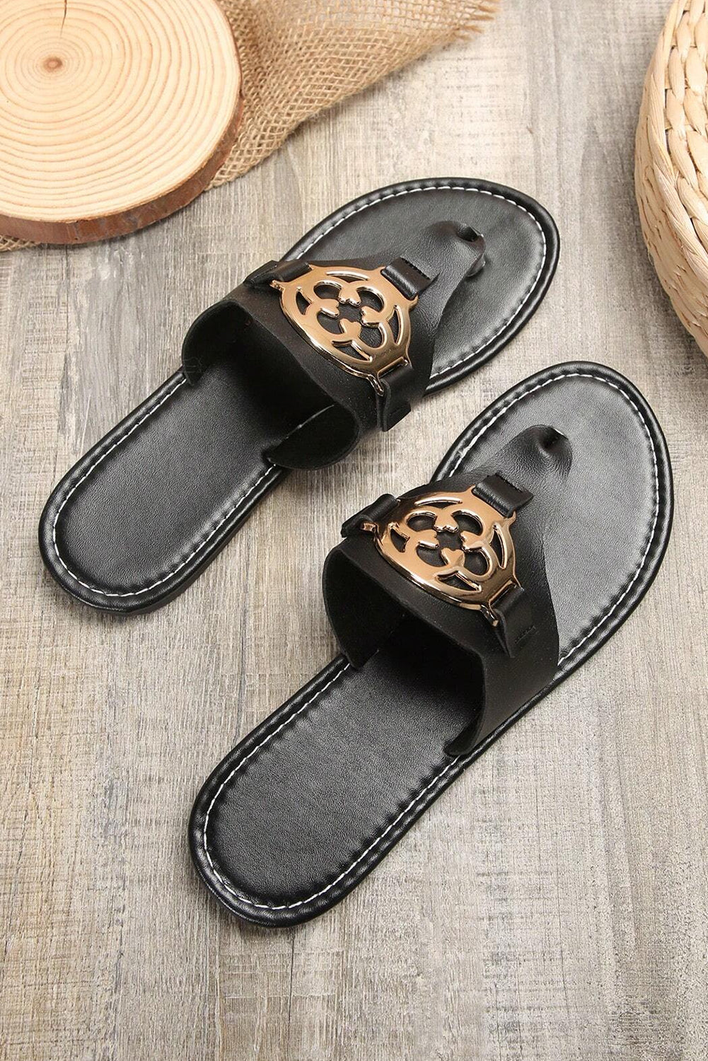 Metal Decor Leather Thong Slippers