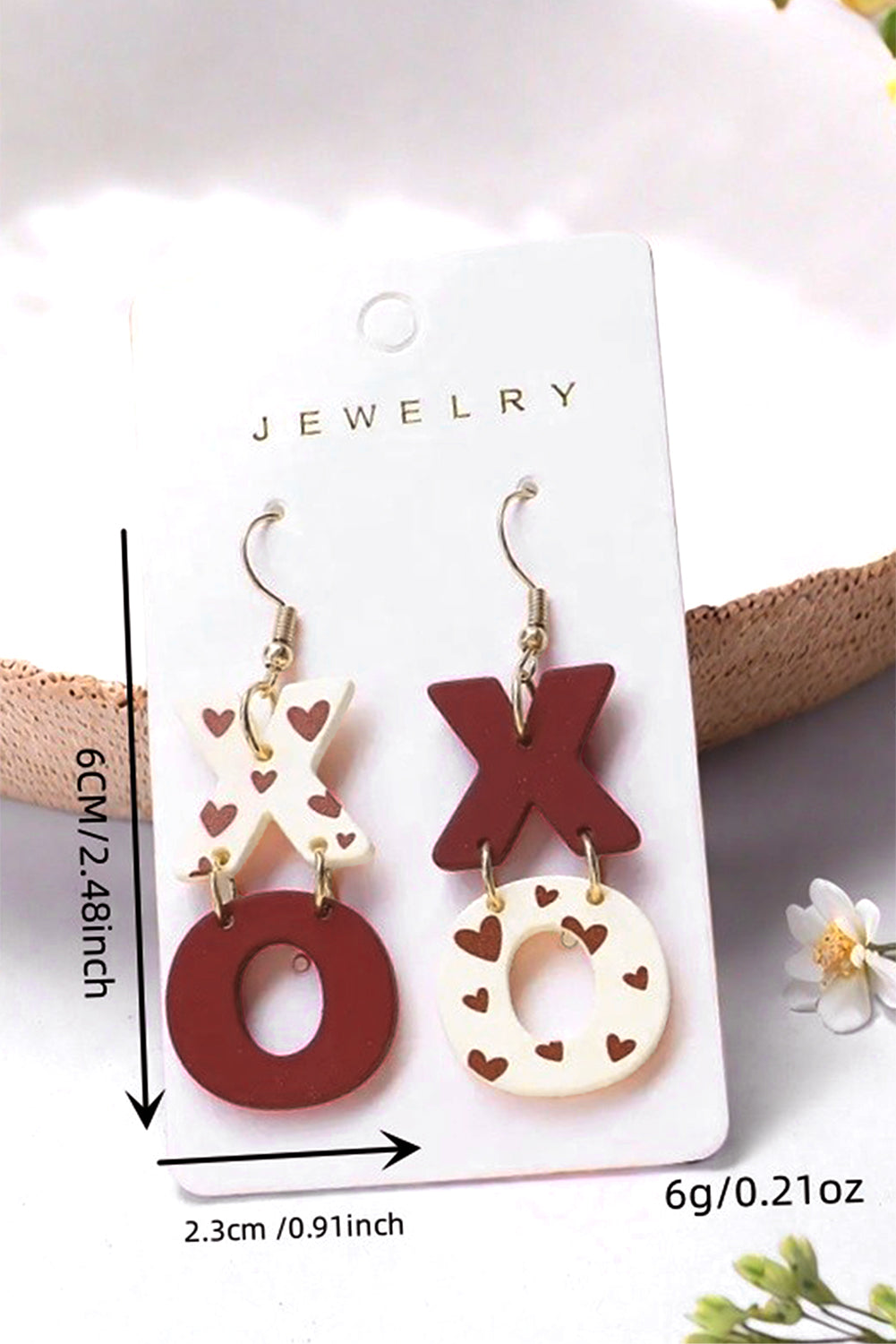 Boucles d'oreilles pendantes à crochet avec lettre XOXO imprimée en forme de cœur