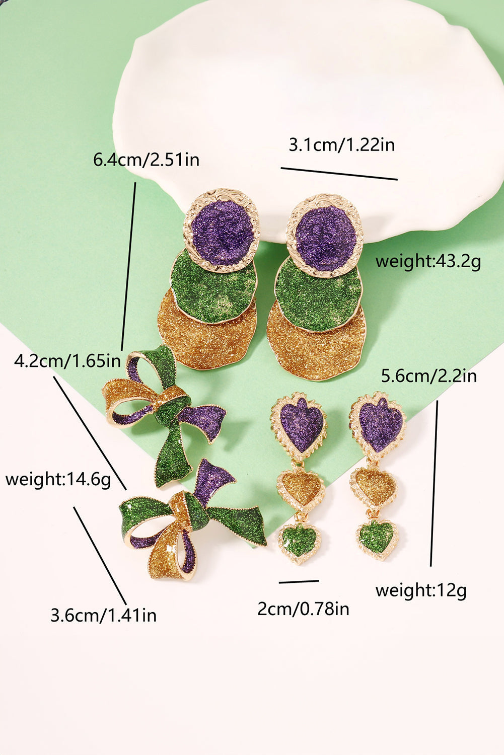 Boucles d'oreilles éblouissantes avec nœud 3D Mardi Gras