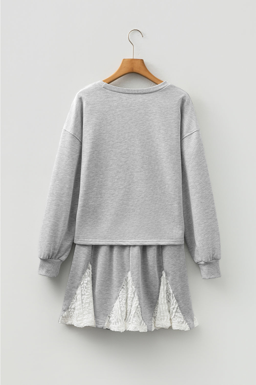 Light Grey Lace Patchwork Drop Shoulder Pullover Skort 2pcs Outfit