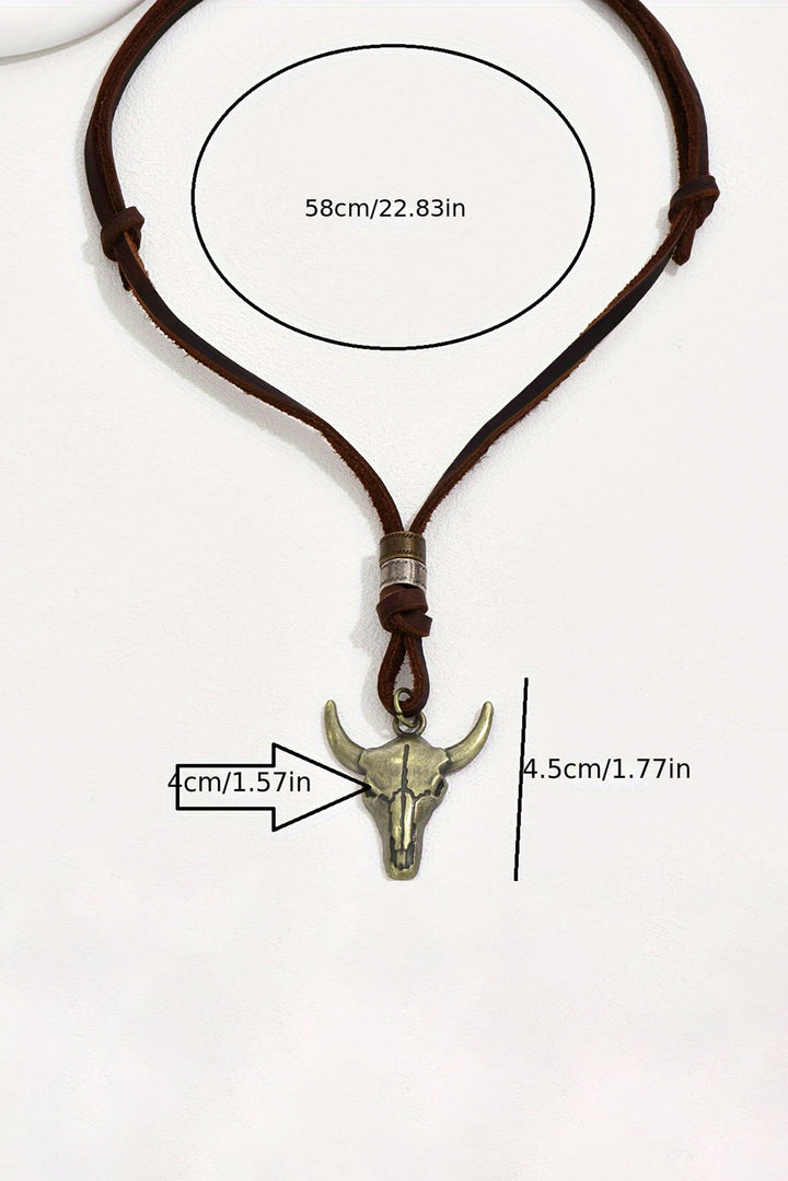 Collier avec pendentif tête de bœuf occidental