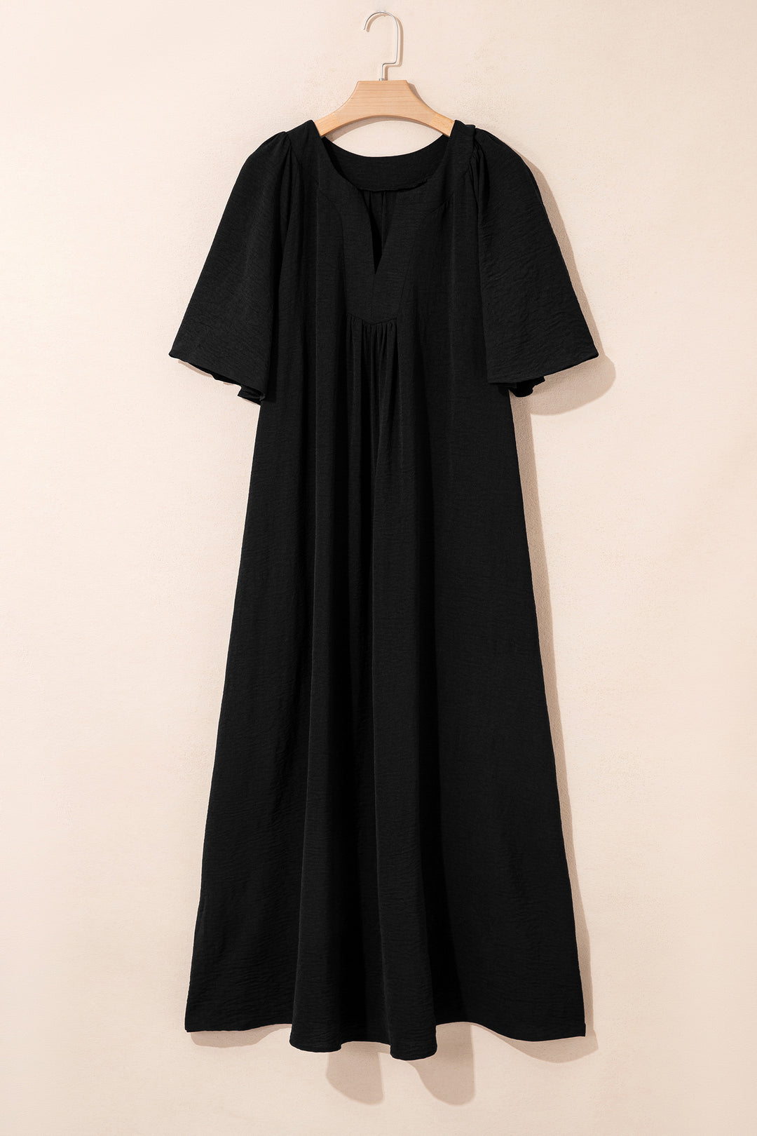 Black Plus Size Solid Color Notched Neck Short Sleeve Loose Dress
