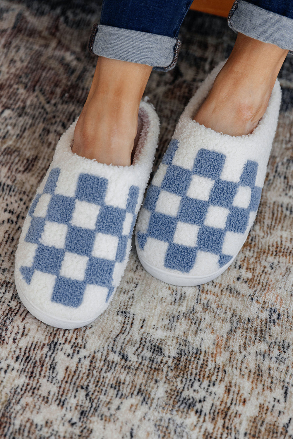 Checkered Print Fuzzy Slip On Winter Slippers